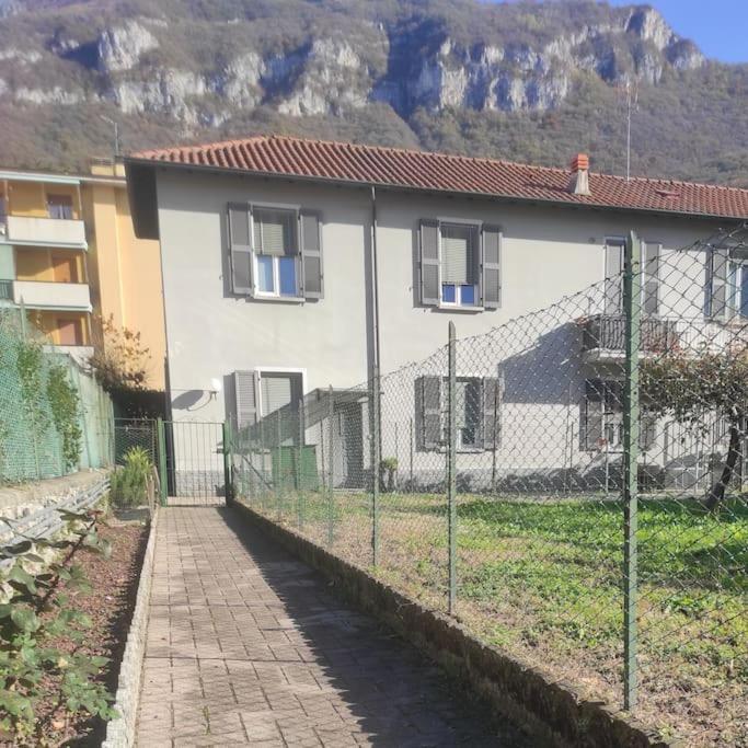 Casa Zia Luisa Lejlighed Lecco Eksteriør billede